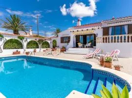 Casa Honiol, private and spacious villa with sea views