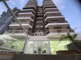 Luxo Urbano 1 suítes mais 2 quartos