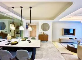 Modern Elegance Luxury Living City Center