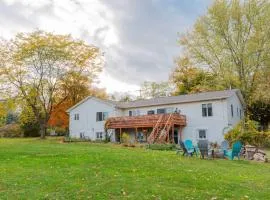 Lake Orchard View- 8 BR with Lake Access and Fire Pit