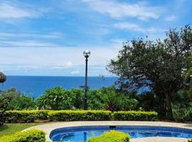 Armon&iacute;a Lodge, hotel com banheiras de hidromassagem em Monta&ntilde;ita