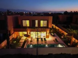 Villa Marleanis 5 suites 300m2 piscine chauffée privative 11m de long résidence avec gardien