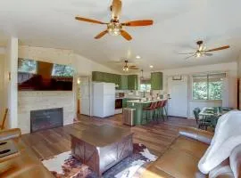 Luxe Cabin with Game Room Near Zion Natl Park!