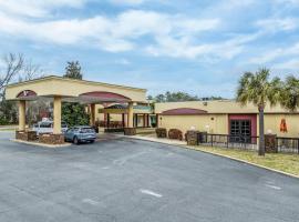 Clarion Inn Columbia Airport, hotel cerca de Aeropuerto de Columbia Metropolitan - CAE, West Columbia