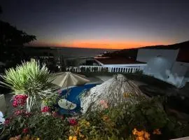 Mar y Cielo Beach House