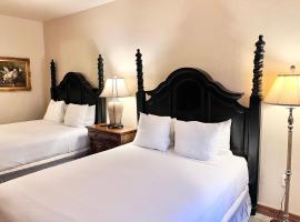 Cozy Double Queen Suite for Families Near Park City and Deer Valley-1047, hotel in Mound City