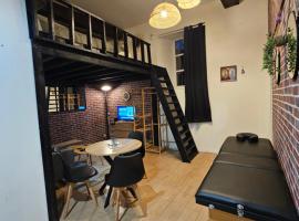 Duplex à 15 min à pieds de la gare, centre historique Montluçon, ξενοδοχείο σε Montlucon