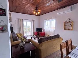 Sunset Views Apartment, West End