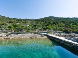 House Mate – hotel w mieście Pašman