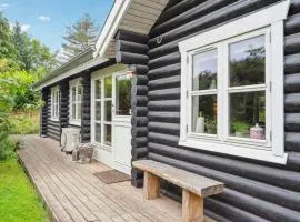 Lovely Log House On Møn