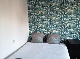 Le studio du cinéma, hotel in Évron