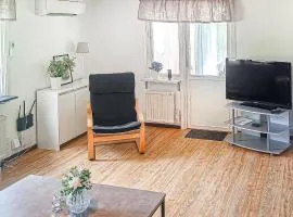 Gorgeous Home In Annerstad