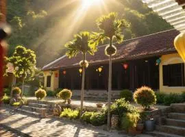 ANN GARDEN RETREAT Cat Ba