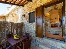 Romantic Stay Near Velia