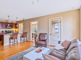 Westcott 3 Bed Apt in Mansion mins to SU JMA Dome, hôtel à Syracuse