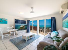 Martinique Whitsunday Resort, hotel v destinaci Airlie Beach