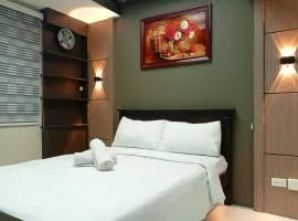 Cozy Manila Condo Retreat with Shared Pool