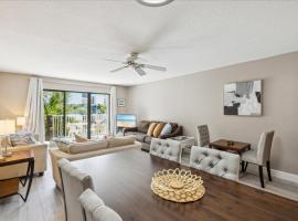 Ola Grande by Happy Palm Stays, ξενοδοχείο σε Cocoa Beach