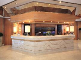 Starhotels President, place to stay in Genova