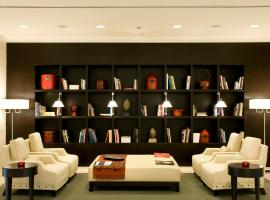 Starhotels Grand Milan, hotel v destinaci Saronno