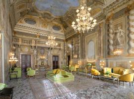 Grand Hotel Continental Siena - Starhotels Collezione, hotel v Sieně