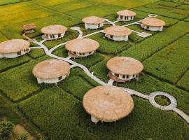 Na Bua Villa Chiangrai, huisdiervriendelijk hotel in Ban Rim Lao