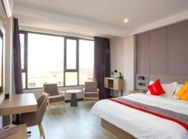 Jun Hotel Shanxi Linfen Hongdong County Dahuaishu Xungen Jizhuyuan, hotel in Hongtong