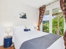 Harbor View Apartment w water access