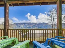 Ocean Views & Huge Deck Walk to Beach & Trails!