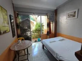 Mango House Apartments