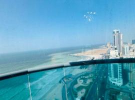 Weekend Holiday Home With sea view, hotel en Ajman