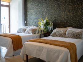 OYO Hotel Casa Zaragoza, hotel en Cedro