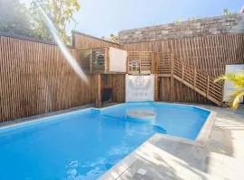villa piscine jacuzzi