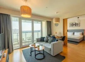 Stylish 1BR Retreat Al Sana, Al Raha Beach
