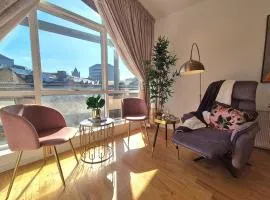 Enjoy a stylish experience at this centrally-located place !