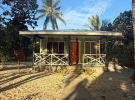 White Sandy Beach Dive Resort, ξενοδοχείο σε Naviti Island