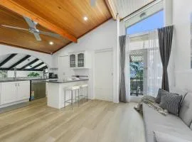 Casula cozy 3Br home with parking & WiFi