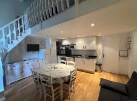 Immodelpas Velasquez