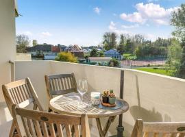 Amazing Apartment In De Haan With Wifi, hotel in Mispelburg