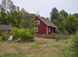 Amazing Home In Eringsboda With Wifi, hotel v destinaci Gnitteryd