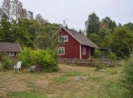 Amazing Home In Eringsboda With Wifi
