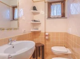 Sarzana-Charming Apartment Pool and BB
