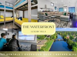 The Waterfront-game Room!movie Theatre!bunk Room!, hotel a Oconto
