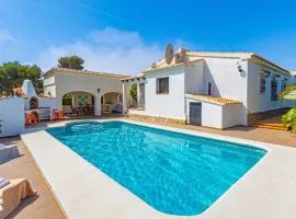 Villa Alamito by Abahana Villas