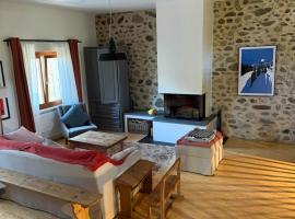Fully Furnished Maison Villageoise 5mins from Nyon, hotel v destinaci Duillier