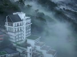 Fragrant Nature Munnar - A Five Star Classified Hotel, hotel in Munnar