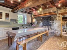 Gite de la Ville aux Bois, hotel in Parigné