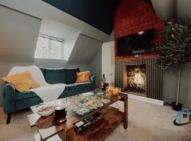 Apt 5 Manor House - 3 Bed 2 bathroom sleeps 5 parking wifi