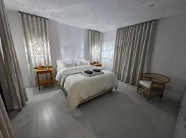 Yzer Heights Relaxed Luxury Stay