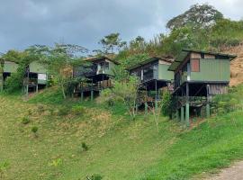 Magma "Eco Hotel Cabañas"、ラ・ベガのホテル